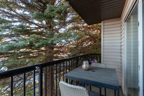 207B-295 Columbia Boulevard West, Lethbridge, AB - Outdoor With Exterior