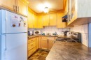 207B-295 Columbia Boulevard West, Lethbridge, AB  - Indoor Photo Showing Kitchen 
