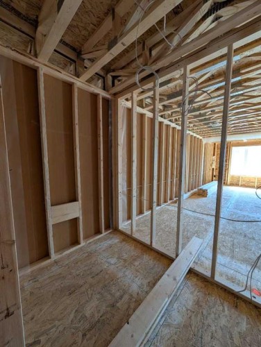 310 Somerside Crescent, Medicine Hat, AB - Indoor Photo Showing Basement