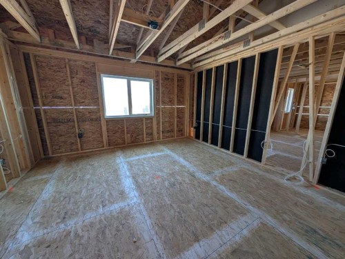 310 Somerside Crescent, Medicine Hat, AB - Indoor Photo Showing Other Room
