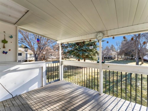 30-459 Carry Drive Se, Medicine Hat, AB - Outdoor With Deck Patio Veranda