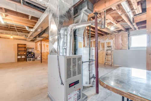 428 2 Street, Suffield, AB - Indoor Photo Showing Basement