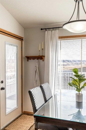 367 Ranchlands Boulevard Ne, Medicine Hat, AB - Indoor Photo Showing Other Room