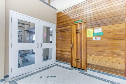 429-1182 Southview Drive Se, Medicine Hat, AB - Indoor Photo Showing Other Room