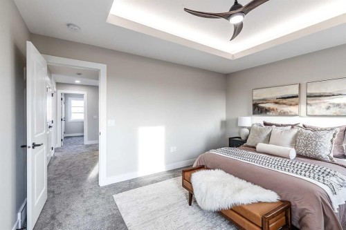 111 Sierra Road Sw, Medicine Hat, AB - Indoor Photo Showing Bedroom
