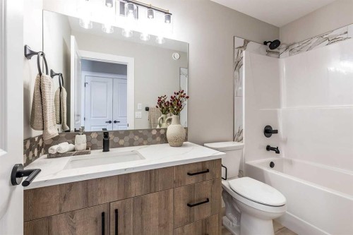 111 Sierra Road Sw, Medicine Hat, AB - Indoor Photo Showing Bathroom