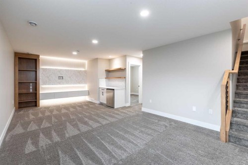 111 Sierra Road Sw, Medicine Hat, AB - Indoor