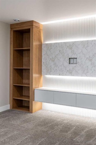 111 Sierra Road Sw, Medicine Hat, AB - Indoor Photo Showing Other Room