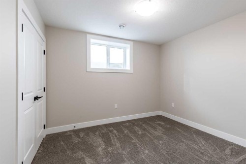 111 Sierra Road Sw, Medicine Hat, AB - Indoor Photo Showing Other Room