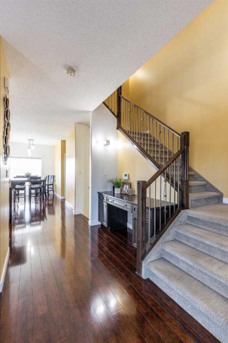 137 Ranchlands Boulevard Ne, Medicine Hat, AB - Indoor Photo Showing Other Room