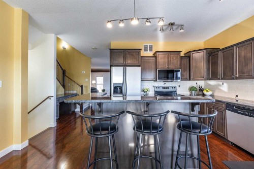 137 Ranchlands Boulevard Ne, Medicine Hat, AB - Indoor Photo Showing Kitchen