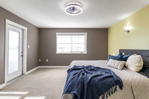 137 Ranchlands Boulevard Ne, Medicine Hat, AB - Indoor Photo Showing Bedroom