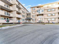 210-22 Park Meadows Drive SE Medicine Hat, AB T1B 4E8