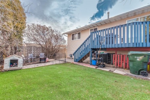 40 Ross Glen Court Se, Medicine Hat, AB - Outdoor