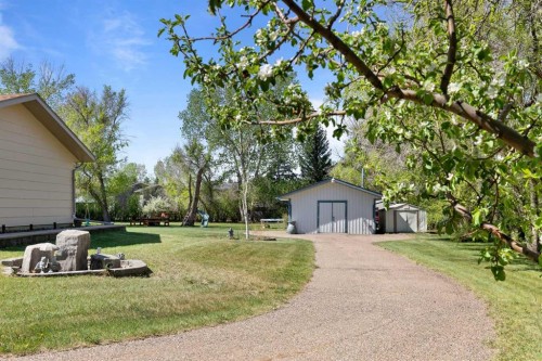 467 10 Street, Dunmore, AB - Outdoor
