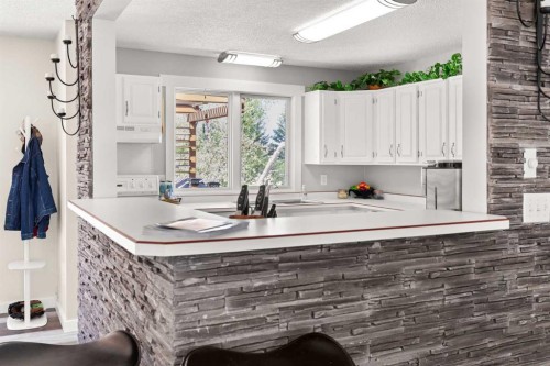 467 10 Street, Dunmore, AB - Indoor