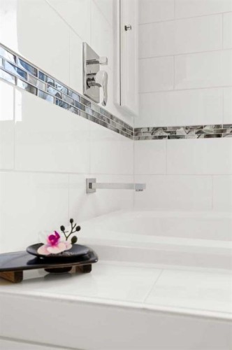 467 10 Street, Dunmore, AB - Indoor Photo Showing Bathroom