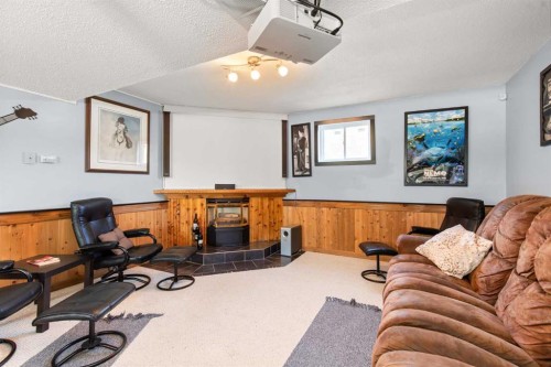 467 10 Street, Dunmore, AB - Indoor