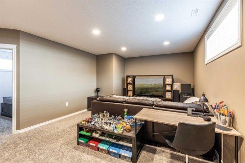 324 Somerside Crescent Se, Medicine Hat, AB - Indoor