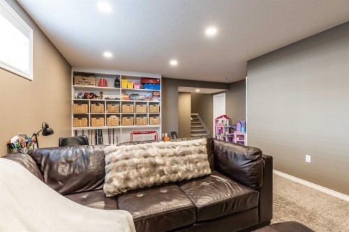 324 Somerside Crescent Se, Medicine Hat, AB - Indoor