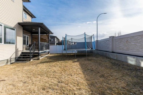 324 Somerside Crescent Se, Medicine Hat, AB - Outdoor