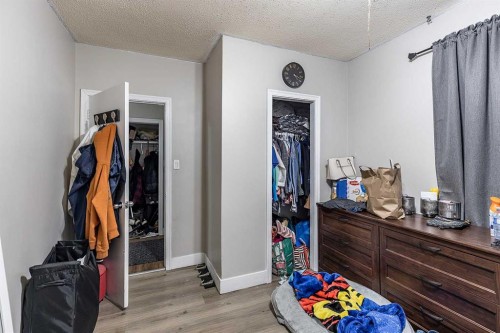 201 5 Street Se, Medicine Hat, AB - Indoor