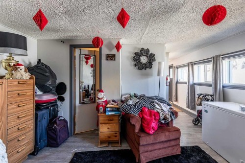 201 5 Street Se, Medicine Hat, AB - Indoor