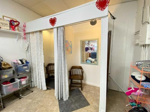 111 2 Street West, Brooks, AB 