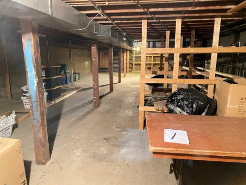 111 2 Street West, Brooks, AB 