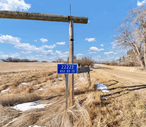 22222 Range Road 20, Bindloss, AB 