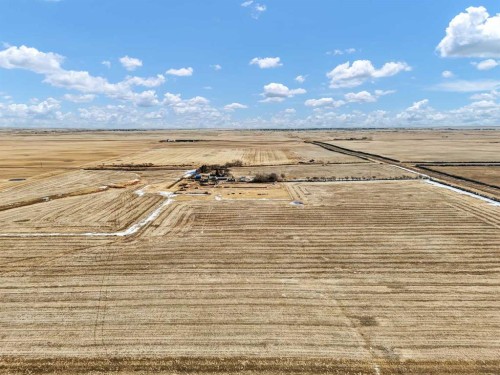 22222 Range Road 20, Bindloss, AB 