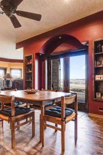 21468 Range Road 13, Bindloss, AB - Indoor Photo Showing Dining Room