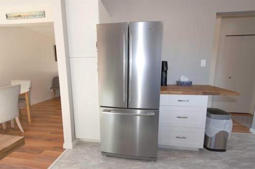 52 Cypress Way Se, Medicine Hat, AB - Indoor