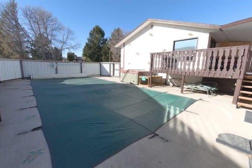 52 Cypress Way Se, Medicine Hat, AB - Outdoor