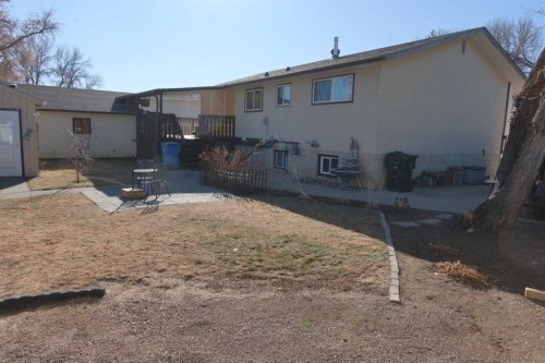 52 Cypress Way Se, Medicine Hat, AB - Outdoor