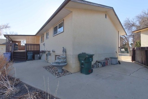 52 Cypress Way Se, Medicine Hat, AB - Outdoor With Deck Patio Veranda With Exterior