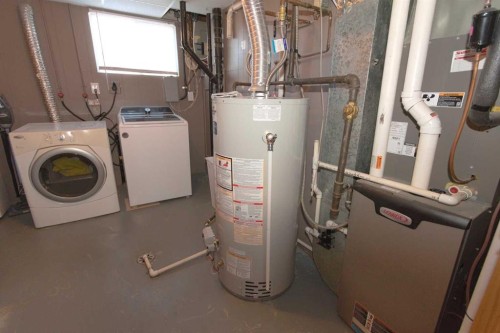 52 Cypress Way Se, Medicine Hat, AB - Indoor