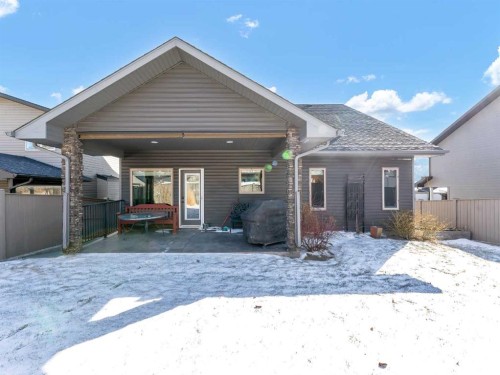 324 Ranchview Court Ne, Medicine Hat, AB - Outdoor