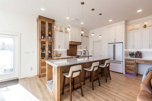 480 7 Street, Dunmore, AB - Indoor Photo Showing Kitchen With Upgraded Kitchen