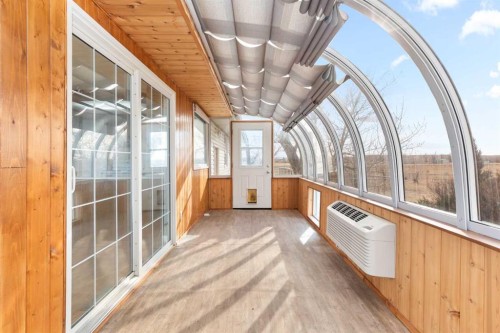 626 Old Highway 1, Walsh, AB - Indoor Photo Showing Other Room