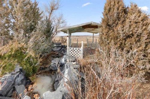 626 Old Highway 1, Walsh, AB - Outdoor