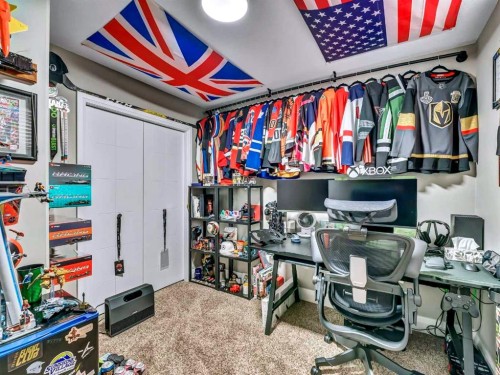 41 Somerside Gate Se, Medicine Hat, AB - Indoor Photo Showing Office