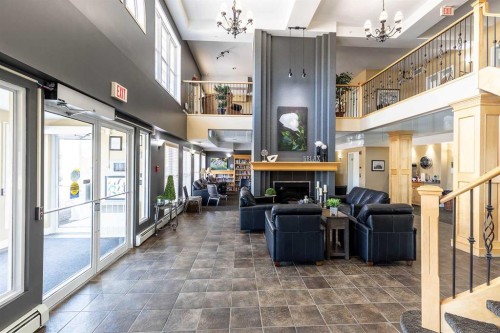 307-29 River Ridge Drive Nw, Medicine Hat, AB - Indoor Photo Showing Other Room