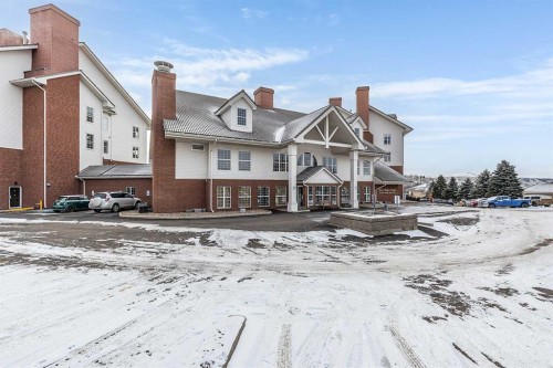 307-29 River Ridge Drive Nw, Medicine Hat, AB - Outdoor With Facade