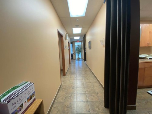 28 3 Street Ne, Medicine Hat, AB 