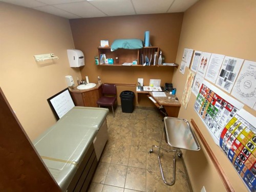 28 3 Street Ne, Medicine Hat, AB 