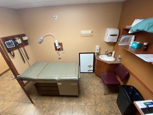 28 3 Street Ne, Medicine Hat, AB 