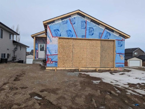98 Sunwood Crescent Sw, Medicine Hat, AB - Outdoor