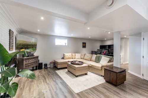 2666 16 Avenue Se, Medicine Hat, AB - Indoor