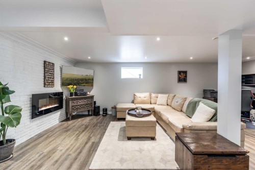 2666 16 Avenue Se, Medicine Hat, AB - Indoor With Fireplace